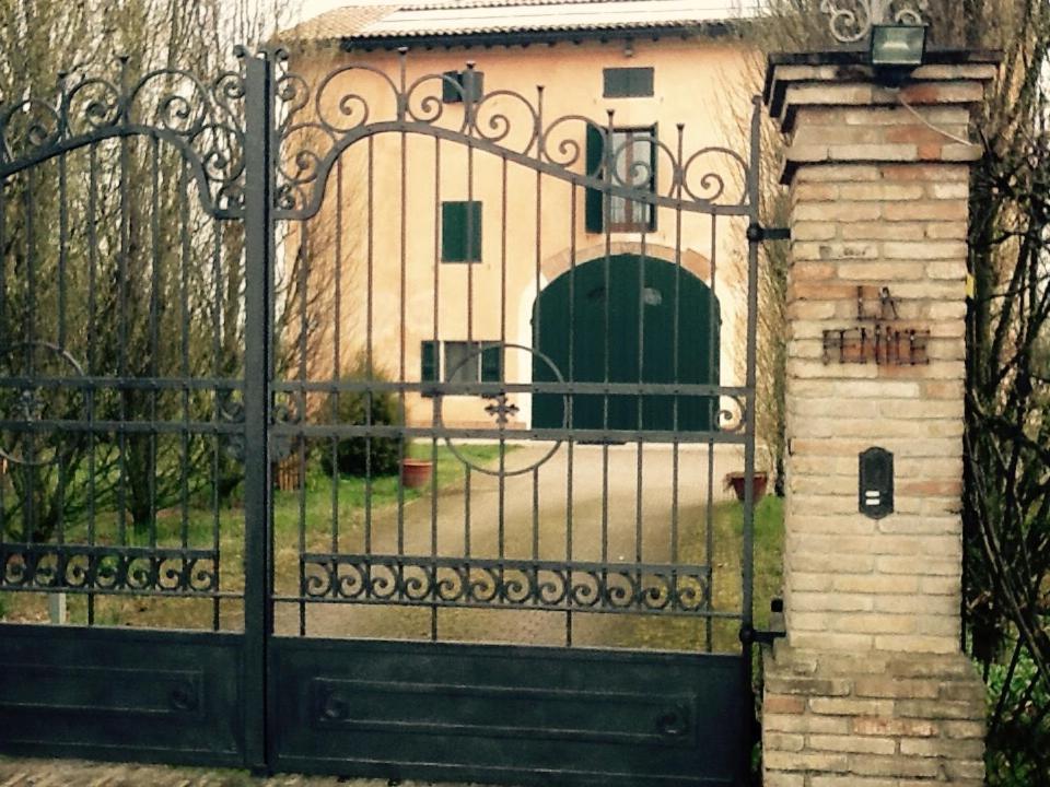 La Fenice Carpi Esterno foto